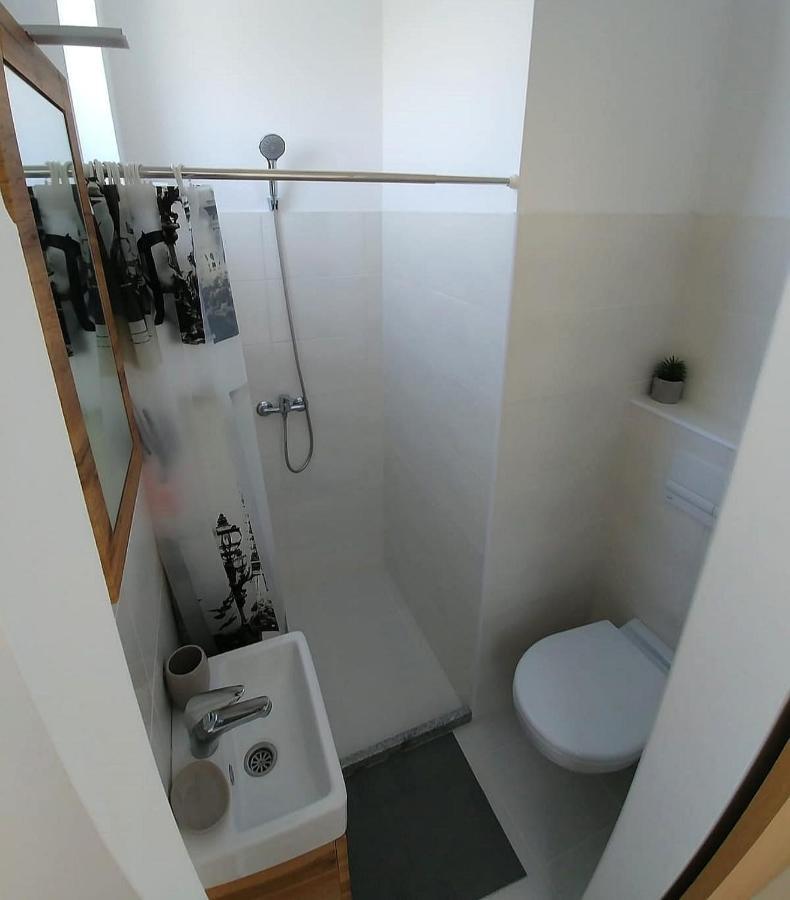 Apartmani Valuna 普利拉卡 外观 照片